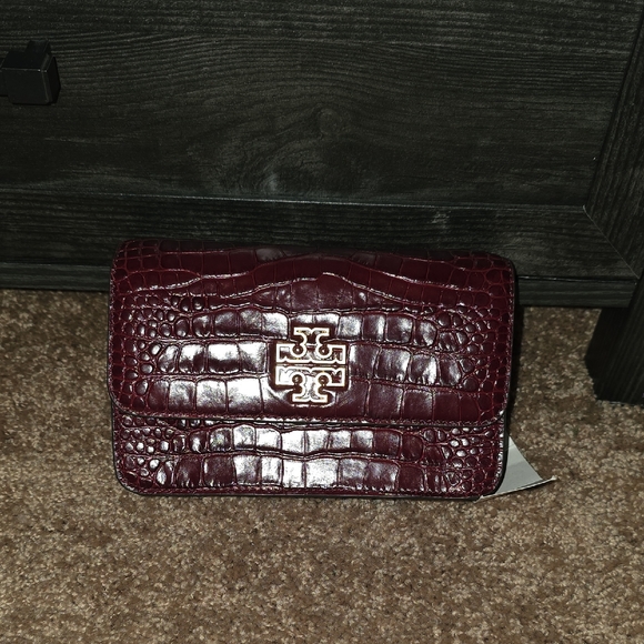 Tory Burch Britten Croc Convertable Crossbody Claret Color - Picture 1 of 5